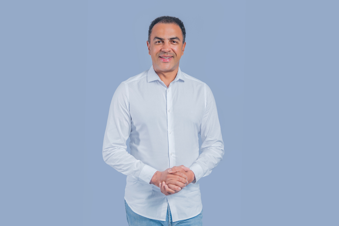 Dr. Jair da Silva Neves